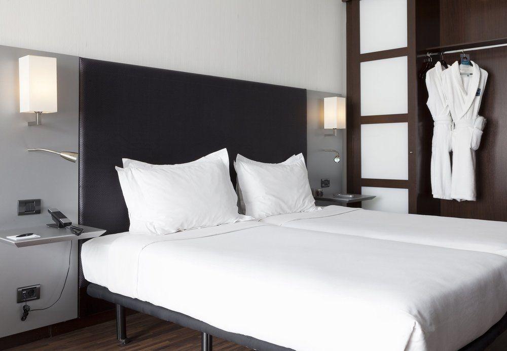 Ac Hotel By Marriott Madrid Airport Coslada Zewnętrze zdjęcie
