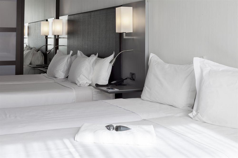 Ac Hotel By Marriott Madrid Airport Coslada Zewnętrze zdjęcie