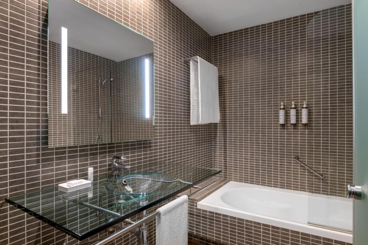 Ac Hotel By Marriott Madrid Airport Coslada Zewnętrze zdjęcie