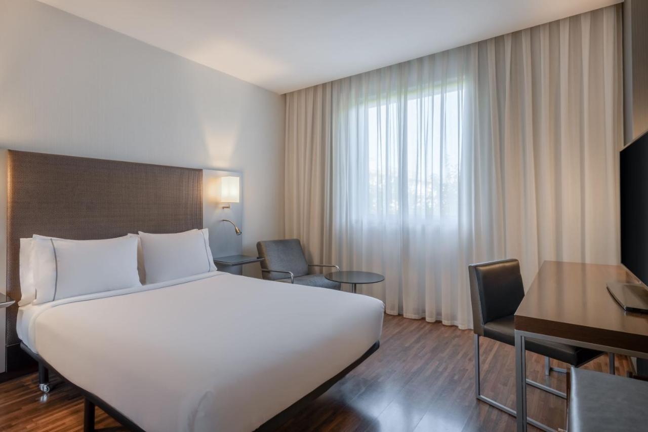 Ac Hotel By Marriott Madrid Airport Coslada Zewnętrze zdjęcie