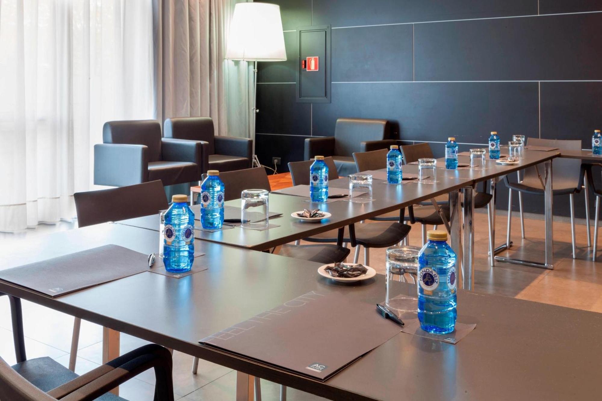 Ac Hotel By Marriott Madrid Airport Coslada Zewnętrze zdjęcie