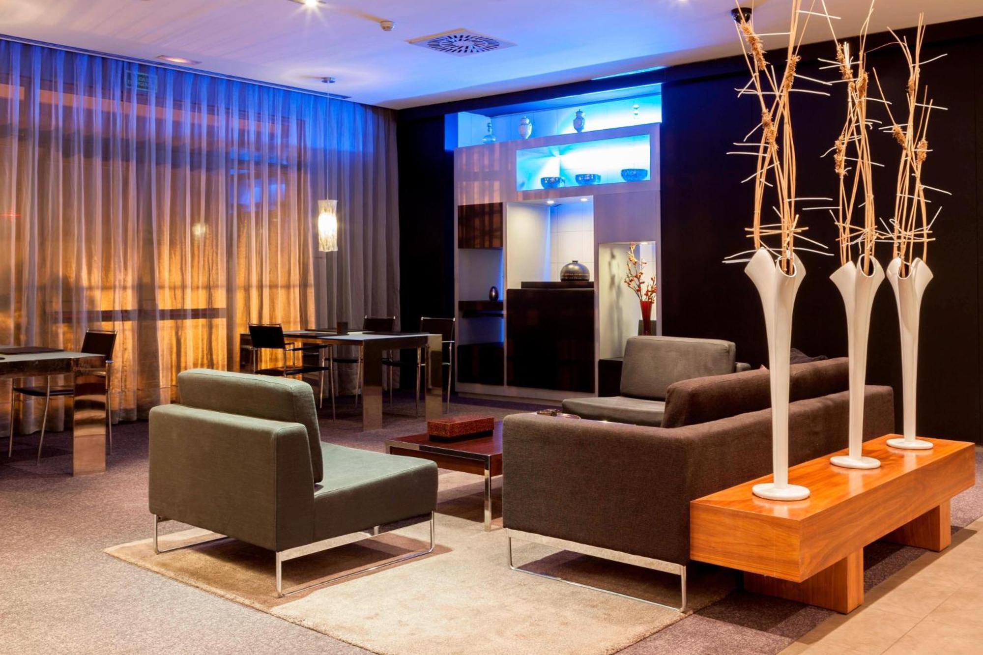 Ac Hotel By Marriott Madrid Airport Coslada Zewnętrze zdjęcie