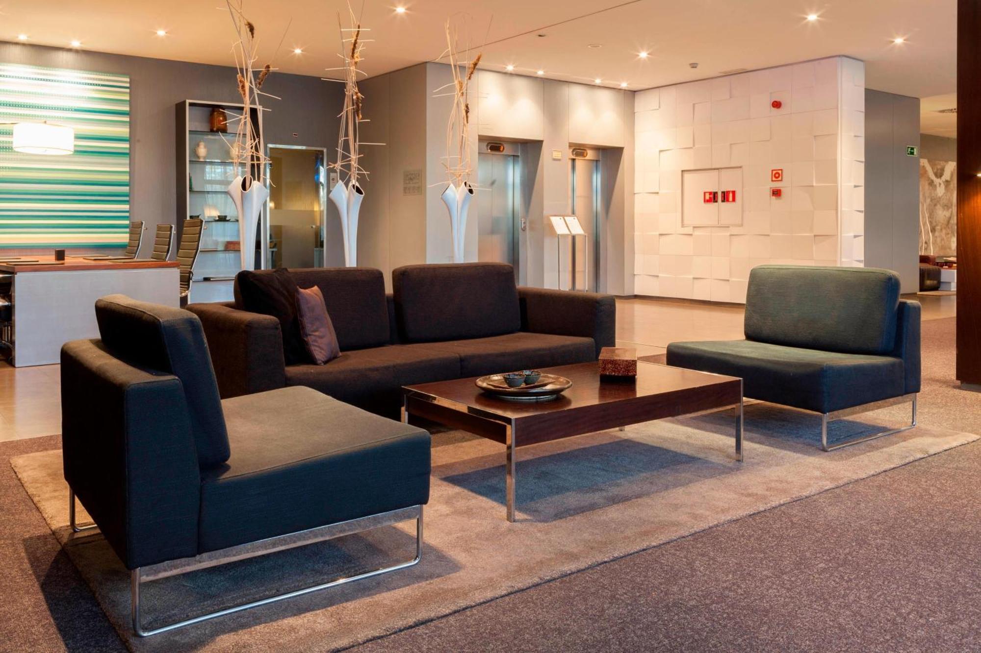 Ac Hotel By Marriott Madrid Airport Coslada Zewnętrze zdjęcie